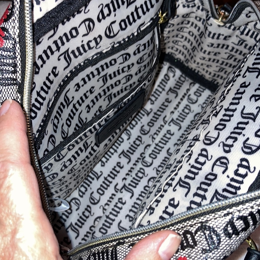 JUICY COUTURE SHOULDER BAG. NWOT. CUTE PURSE!  SPOTLESS. - Picture 5 of 11